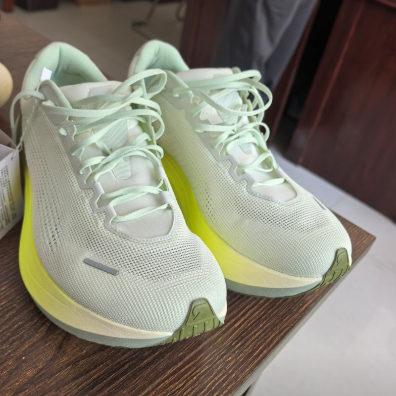 รองเท้าวิ่งมืออาชีพ รองเท้าวิ่ - Home Gym Pro บทวิจารณ์และราคา