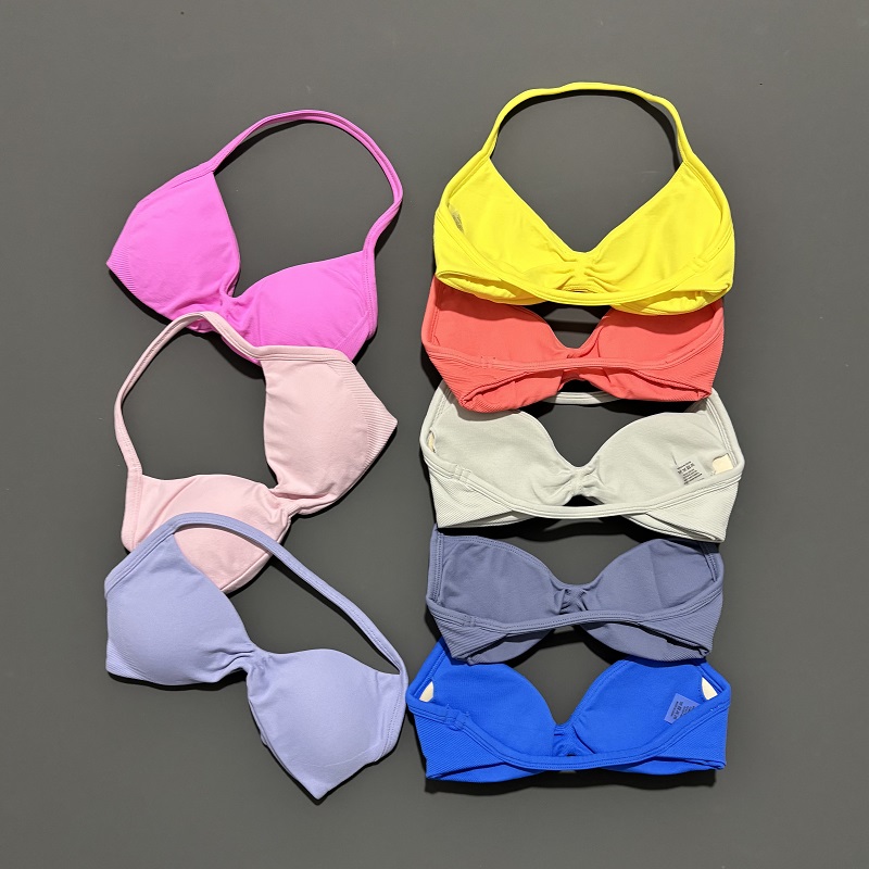 เสื้อชั้นในแบบสปอร์ตสำหรับเล่น - Home Gym Women บทวิจารณ์และราคา