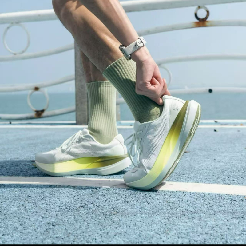 รองเท้าวิ่งมืออาชีพผู้ชายผู้หญ - Home Gym Pro บทวิจารณ์และราคา